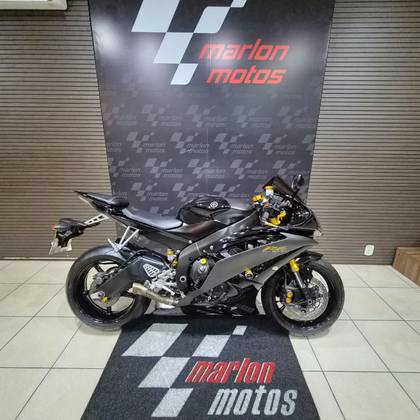 YAMAHA YZF-R6 